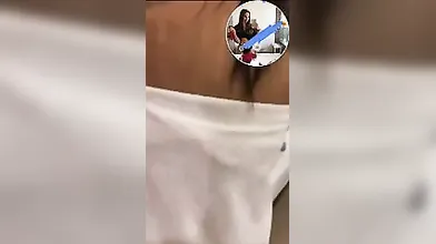 Mambolosco a pecorina con Giulia Ottorini video porno italiano