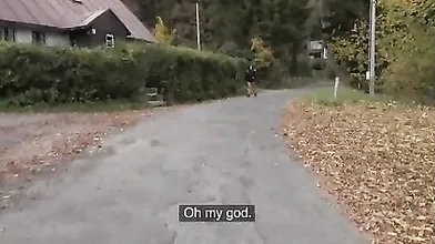 Martina Smeraldi scopata a pagamento all’aperto con Public Agent