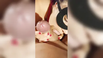 Mia moglie con la mascherina mi fa una fantastica pompino