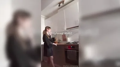 Tacchi alti e scopate selvagge con porca ardente