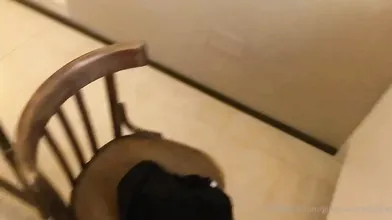 Giorgia video hot con eiaculazione orale su OnlyFans