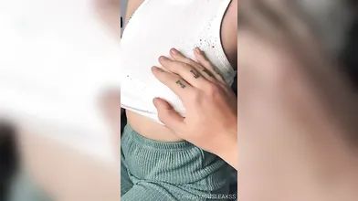 Tette super hot di fidanzata italiana con curve abbondanti