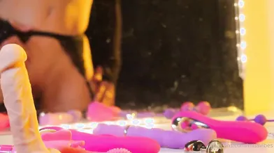 Desiderio irresistibile di cazzo OF