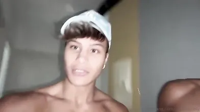 Flinga delle pulizie presa dai fratelli D0si0 OF