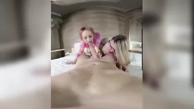 Alessia e Giulia: trio hot su OnlyFans