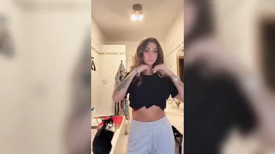 Auror4 Iac0n0: masturbazione esclusiva su OnlyFans