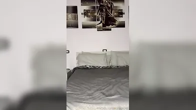 Ti faccio esplodere il cazzo con le puttane di OF