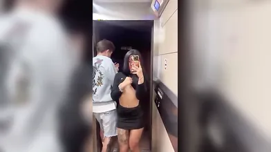 Cosa stai facendo, porca troia?