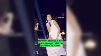 Elodie performance hot live sexo