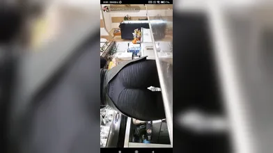 Prepariamoci un caffè con il cazzo duro e pronto all’azione