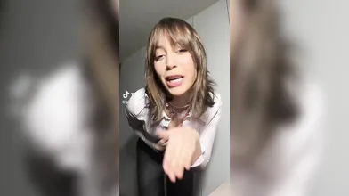 Le mie tette scoppiano su TikTok hot