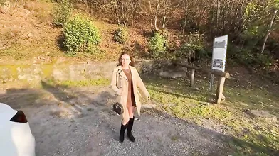 Incontro casuale in macchina: lei mi fa un pompino bollente