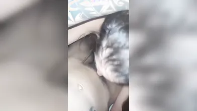 Sei irresistibile con la tua bocca provocante