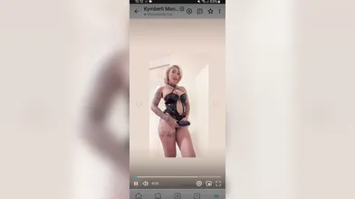 Bonjourmami90 foto hot sensuali in selfie