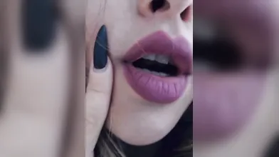 Riempimi la bocca di piacere, fammi sentire la tua selvaggia passione