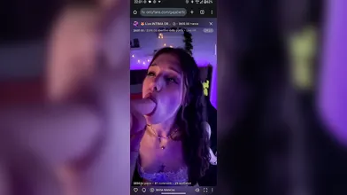 Ragazza bionda italiana in diretta su OF