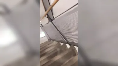 Video amatoriale upskirt sulle scale hottest