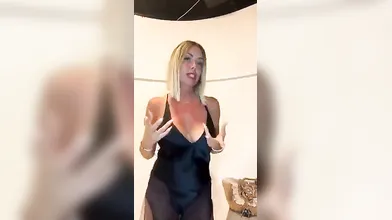 Emanuela Botto in diretta su OnlyFans