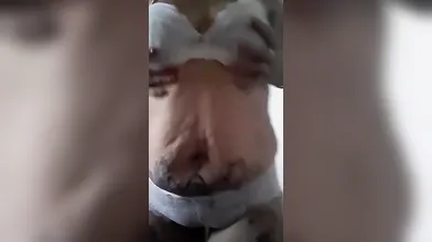 La nonna caliente si masturba in privato