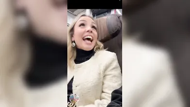 Non mi interessa la storia, ma sono un esperto nei bocchini, lo sai?