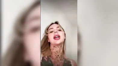 Paolina Calippo in diretta esclusiva su OnlyFans tour erotico