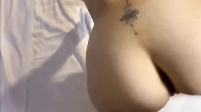 Moglie italiana scopata da dietro con dialoghi in italiano