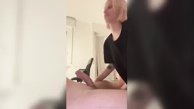 Pompino caliente di una turista russa sexy